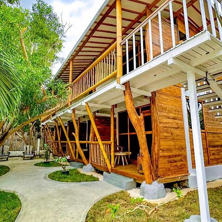 Serene Beach Villa Gili Trawangan Kültér fotó